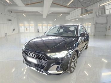AUDI A1 citycarver 35 TFSI S tronic Admired