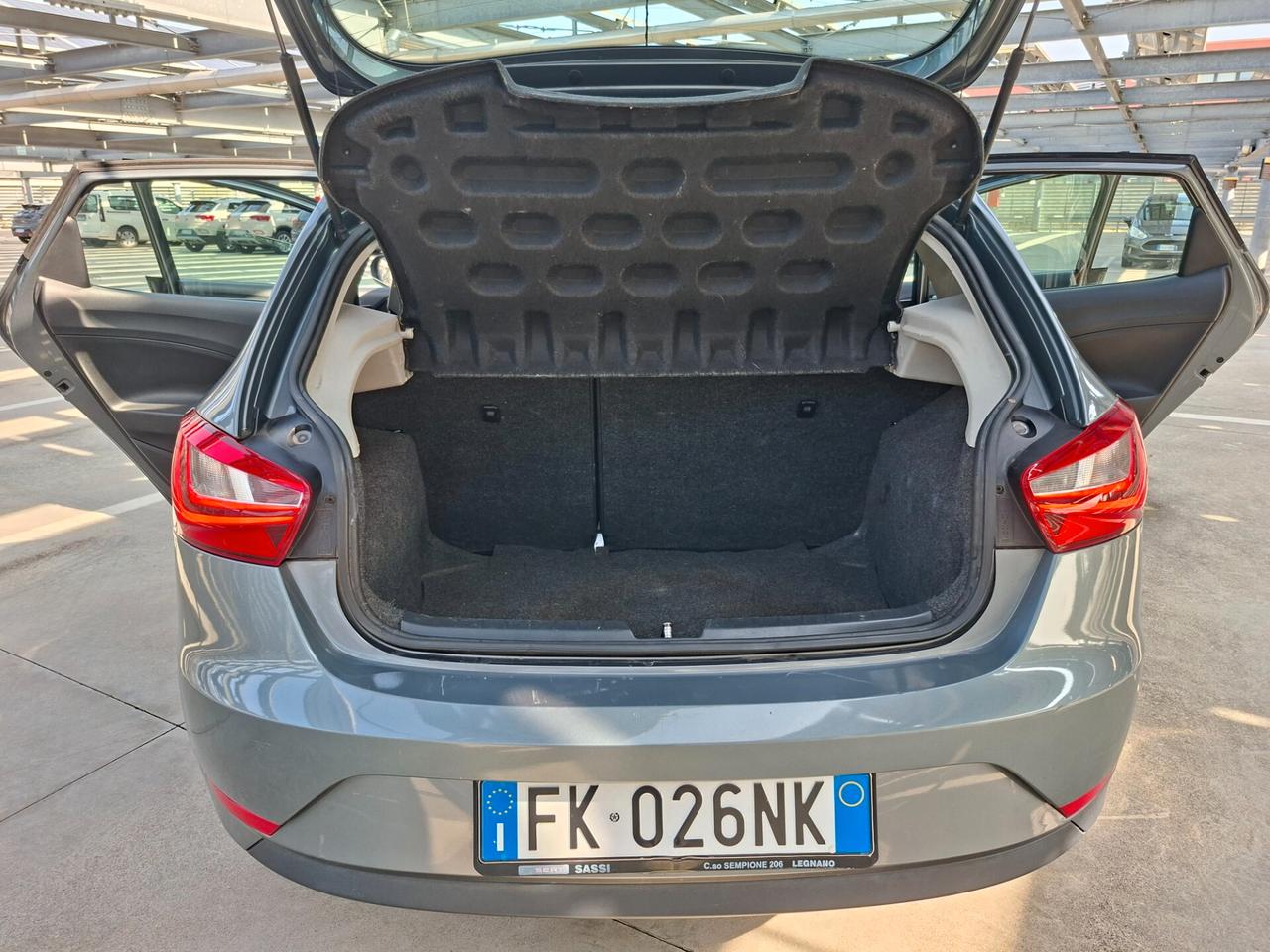 Seat Ibiza 1.0 75 CV 5p. Connect Grey