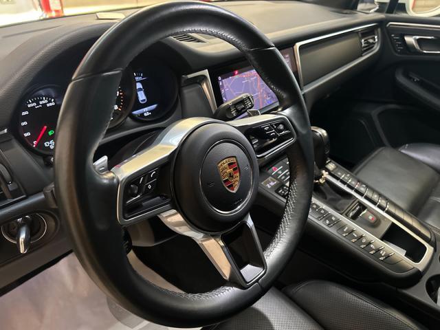 PORSCHE Macan 2.0