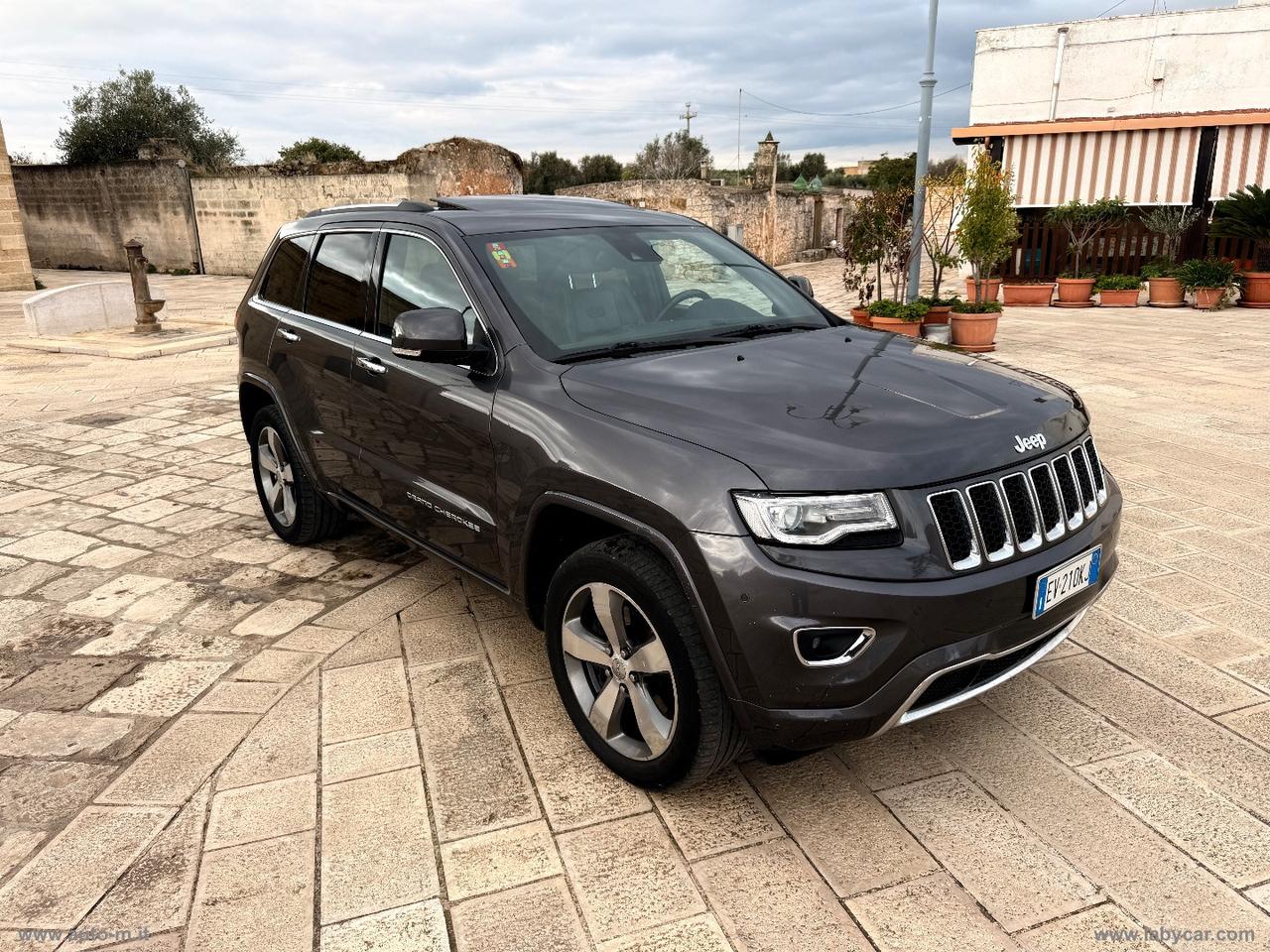 JEEP Gr. Cherokee 3.0 V6 CRD 250 MJT II Overl