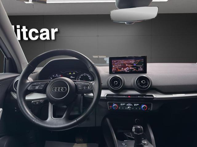 AUDI Q2 35 TFSI S tronic Business Plus