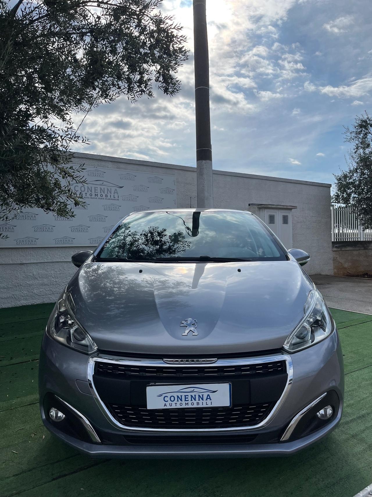 Peugeot 208 PureTech 82 Stop&Start Signature