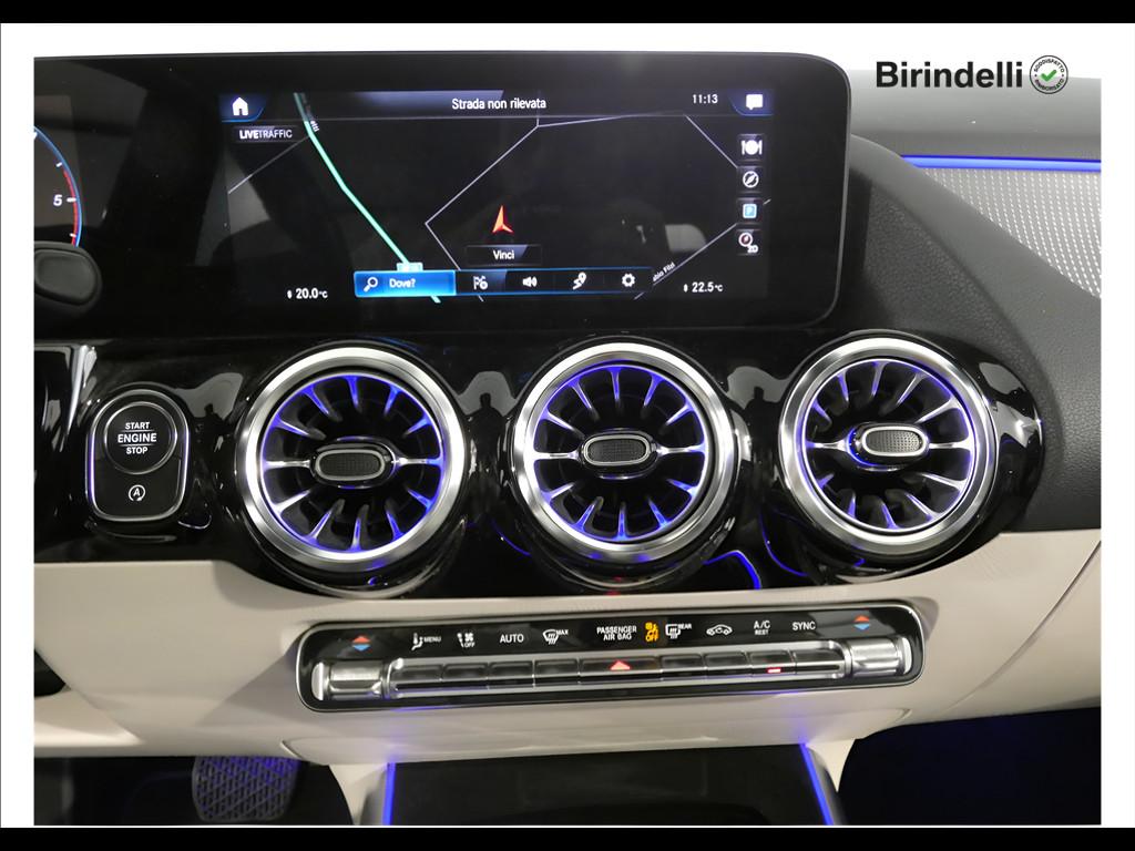 Mercedes-Benz GLA (H247) - GLA 200 d Automatic Sport