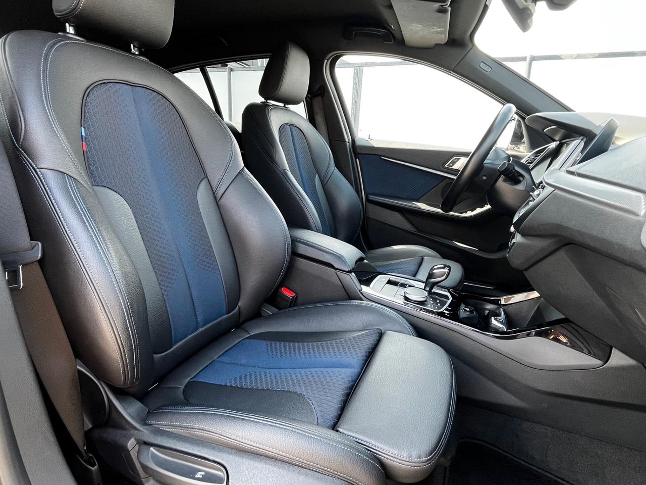 Bmw 116 116d 5p. Msport