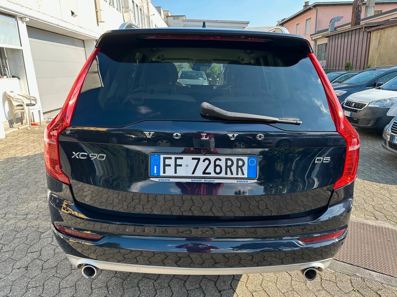 Volvo XC 90 XC90 D5 AWD Geartronic 7 posti Momentum