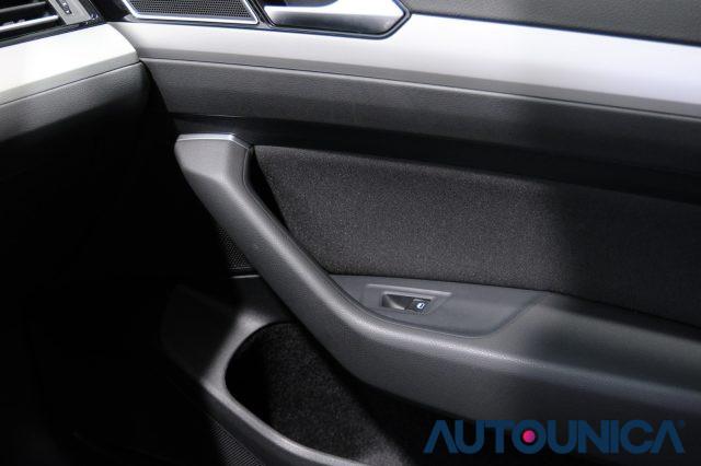 VOLKSWAGEN Passat Variant 2.0 TDI BUSINESS BLUEMOTION TECHNOLOGY