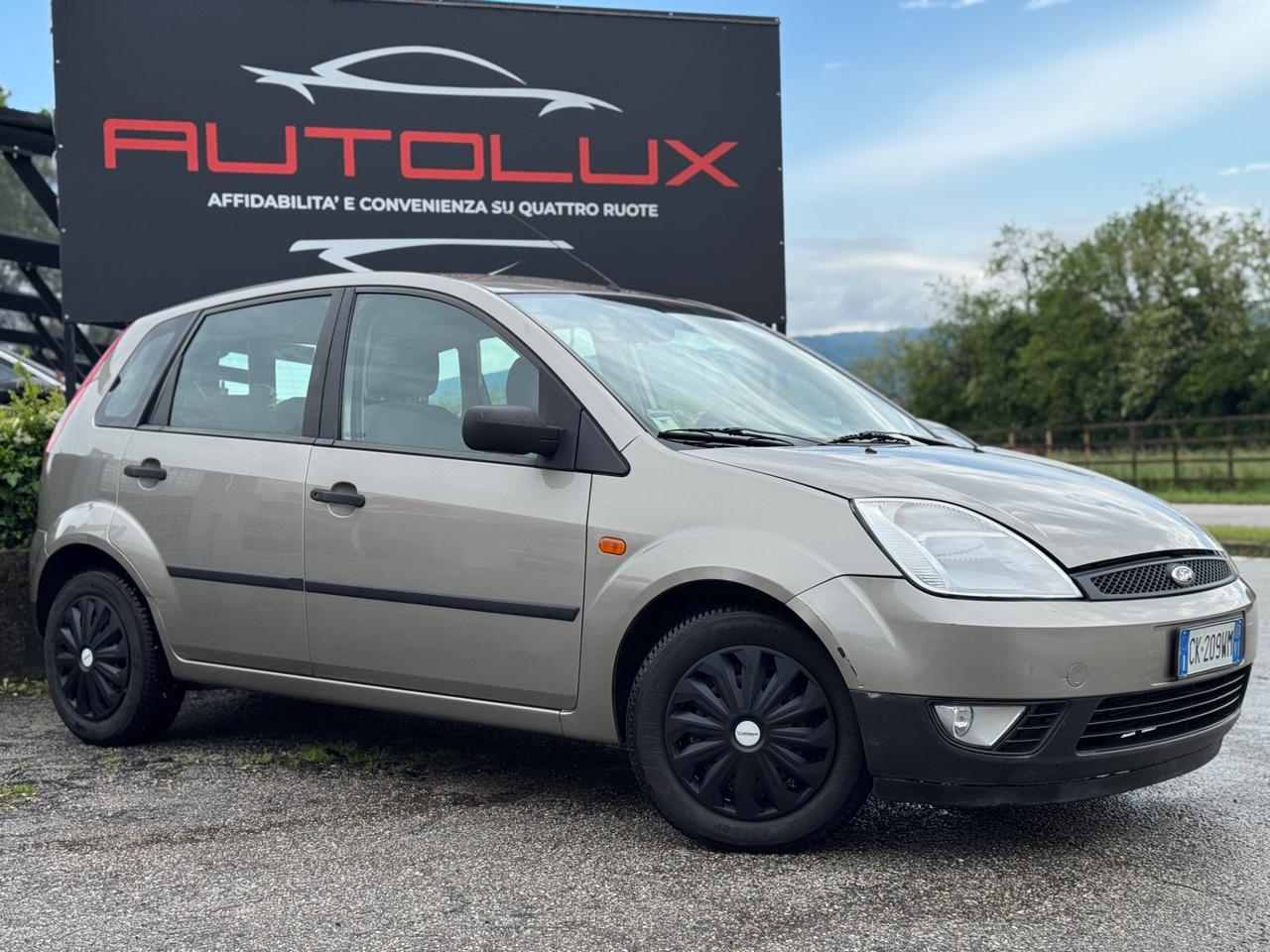 Ford Fiesta 1.2 16V 5p. Ghia