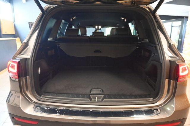 MERCEDES-BENZ GLB 200 AUTOMATIC SPORT 163CV NAVI LED 18"CAM GANCIO FULL!