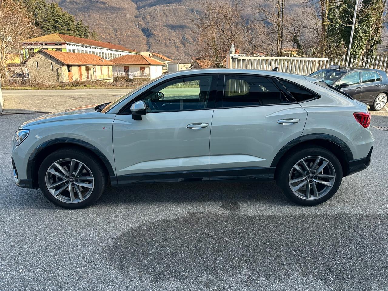 Audi Q3 SPB 40 TFSI quattro S tronic line edition