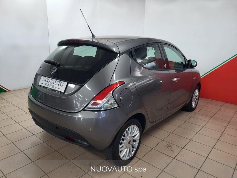Lancia Ypsilon Ypsilon 1.2 8v Gold ecochic Gpl 69cv