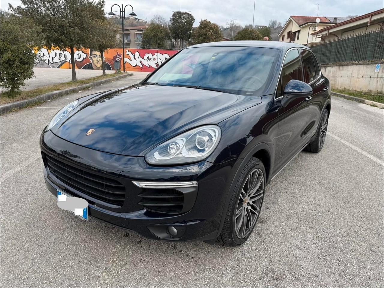 PORSCHE CAYENNE 3.0D/FARI XENO/CERCHI 21/PINZE GIALLE/VETRI PRIV TAG. CERT/PORT ELETTRICO/TELC.POST !!