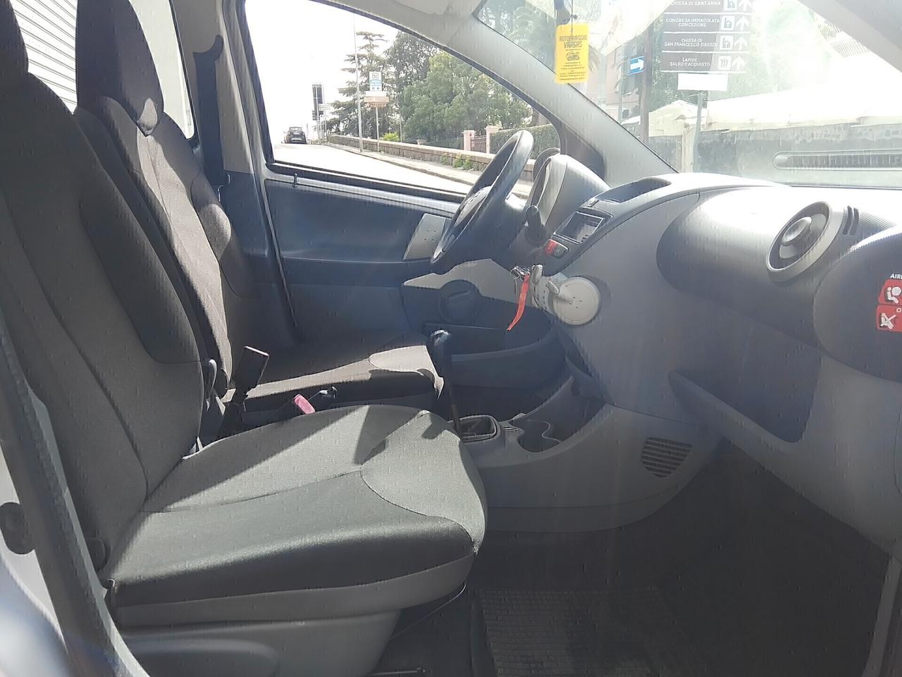 Toyota Aygo 1.0 12V VVT-i 5 porte Now