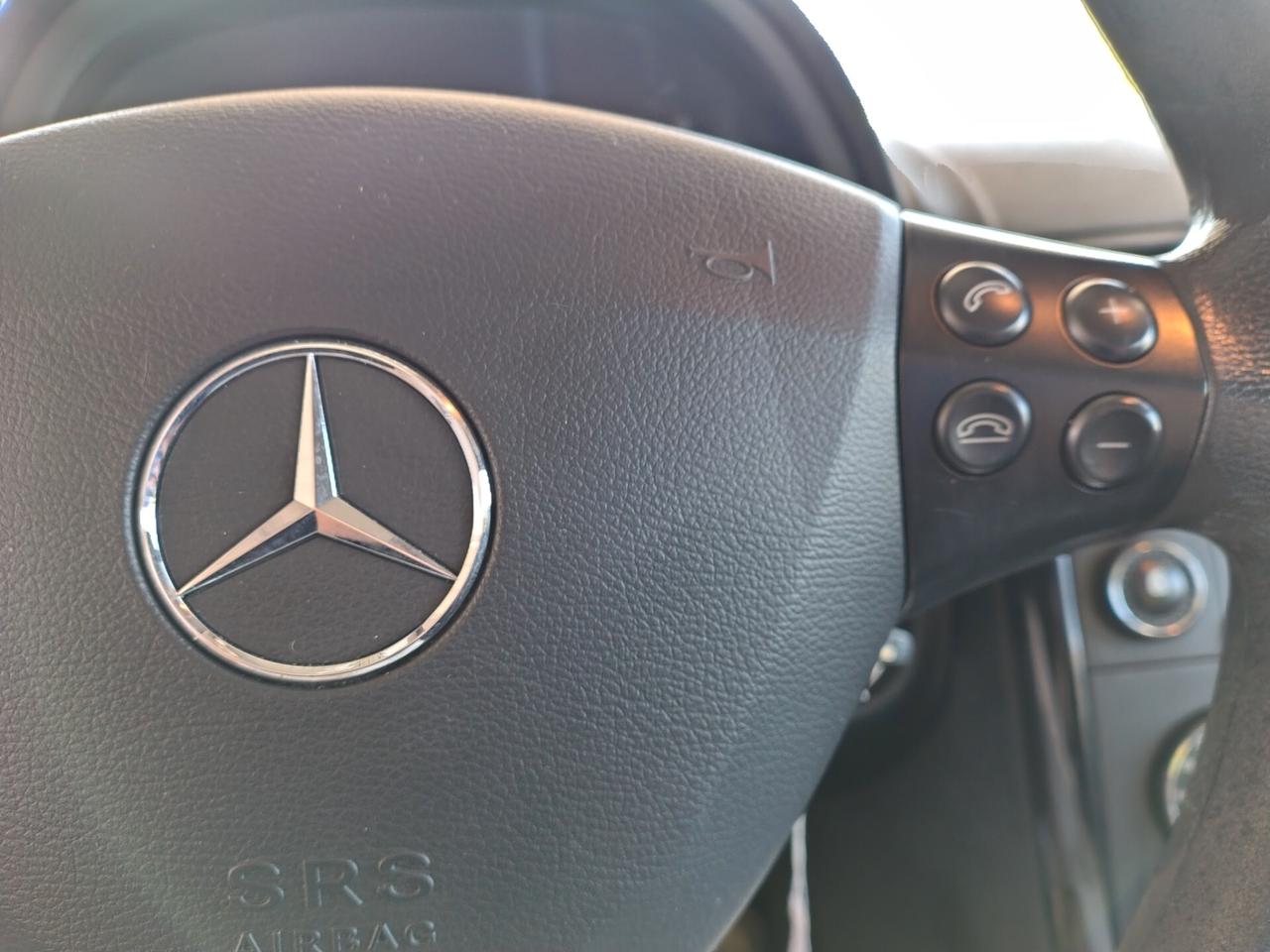 Mercedes-benz A 160 CDI BlueEFFICIENCY Avantgarde
