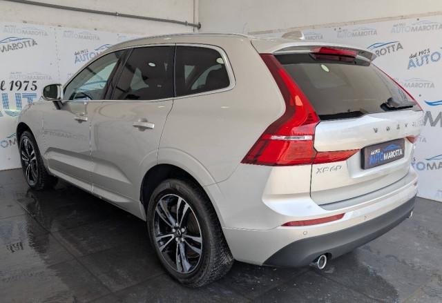 Volvo XC60 2.0 b4 Momentum Pro awd auto