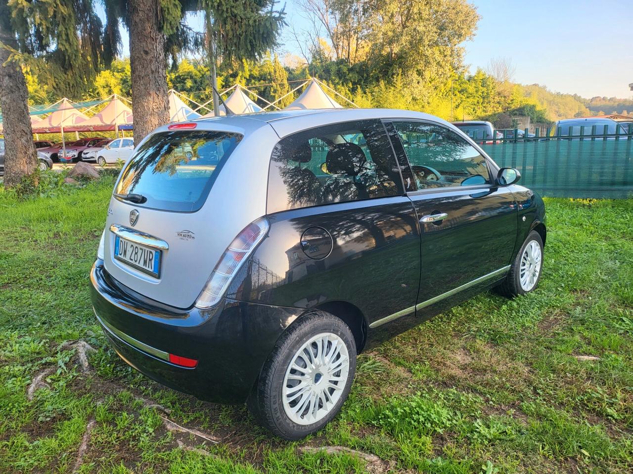 Lancia Ypsilon 1.2 Platino UNICO PROPR. OK NEOP.