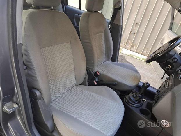 FORD Fusion 1.4 16V 5p.