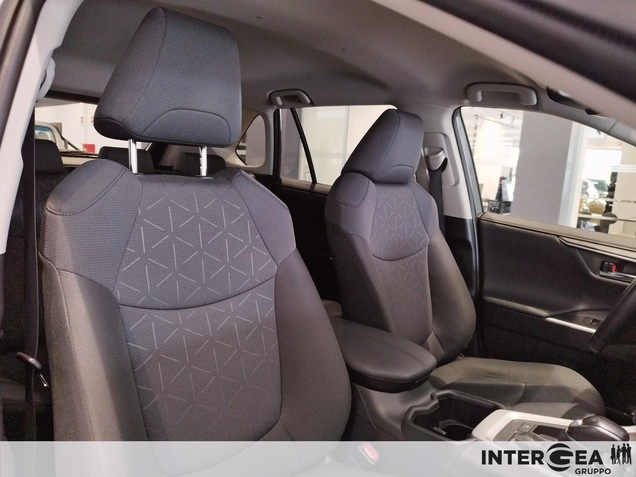 TOYOTA Rav4 2.5 vvt-ie h Style 2wd 218cv e-cvt