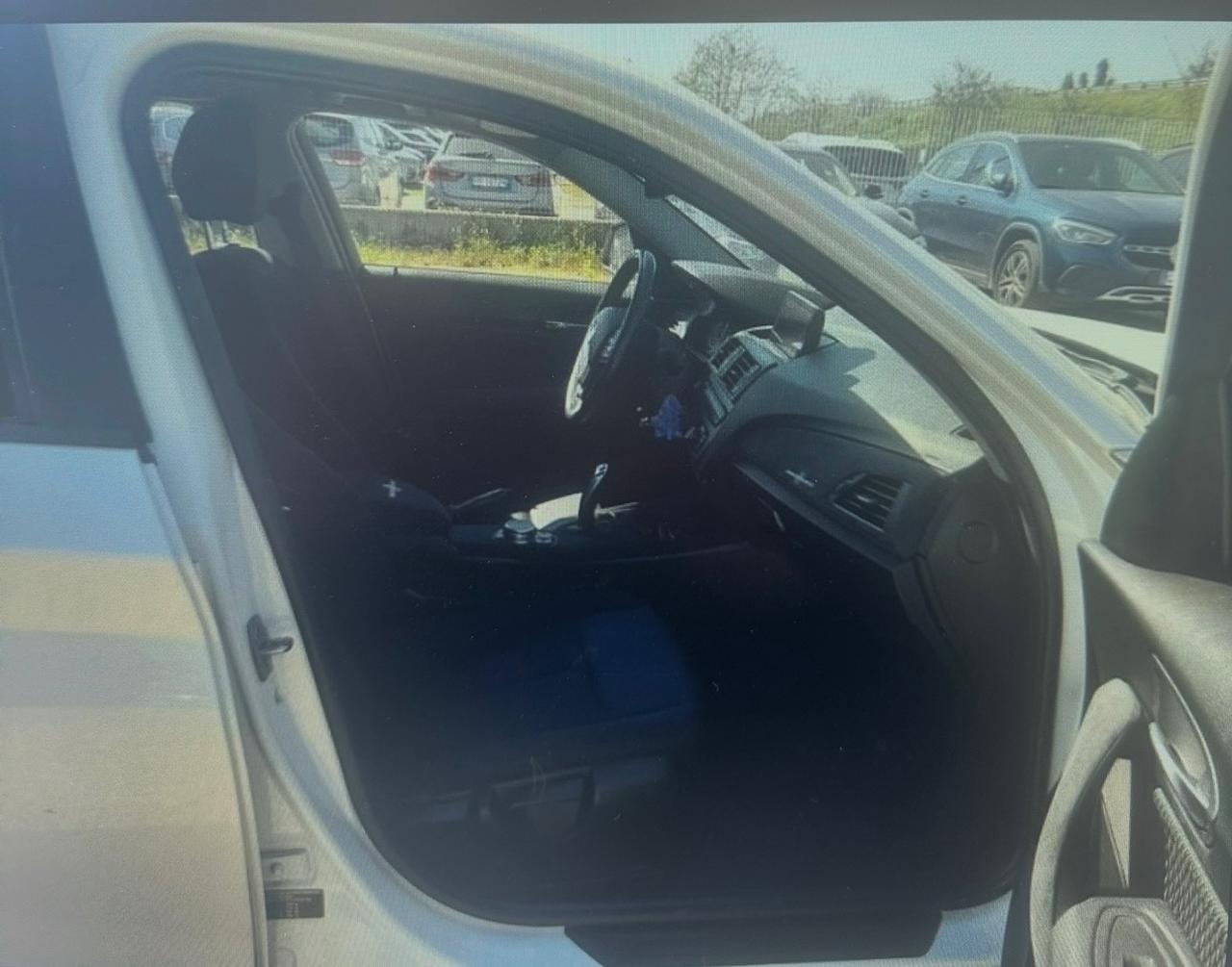 Bmw 120 120d 5p. Urban