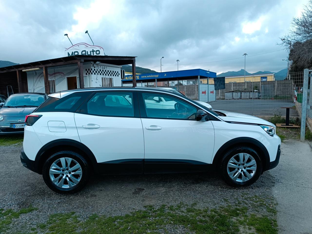 Peugeot 3008 BlueHDi 130 S&S EAT8 Business