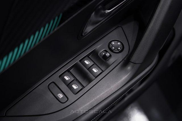 PEUGEOT 2008 motore elettrico 136cv 100KW Allure
