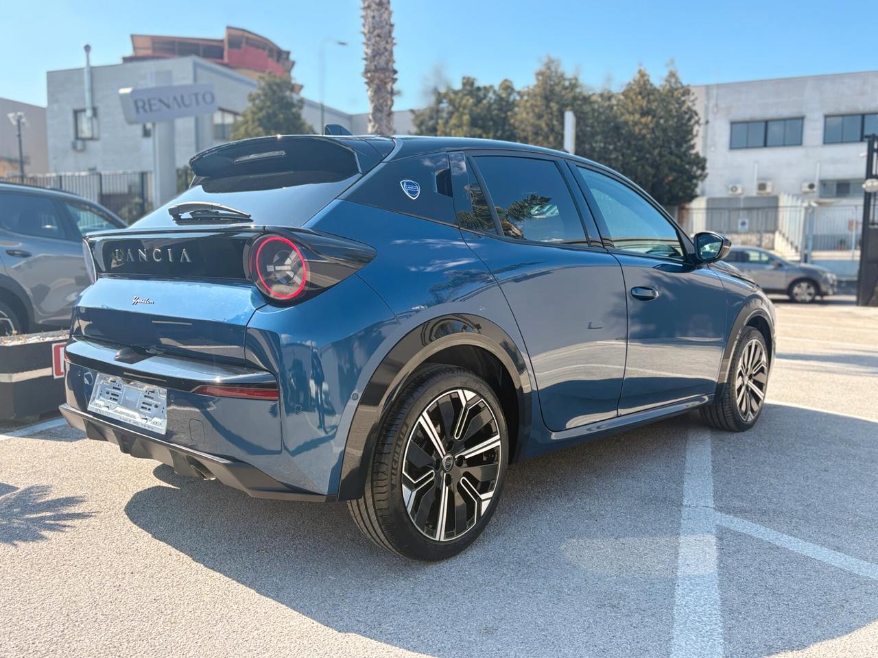 NUOVA Lancia Ypsilon Hybrid e-DCT LX AUTOMATIC KM CERTIFICATI