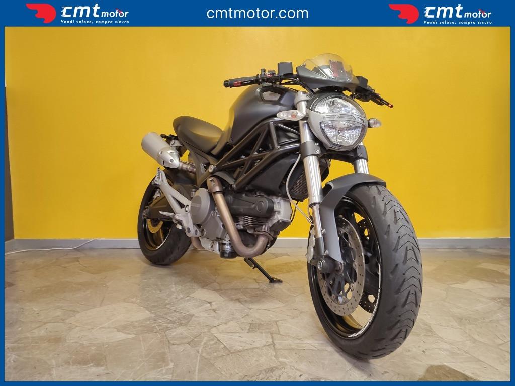 Ducati Monster 696 - 2011