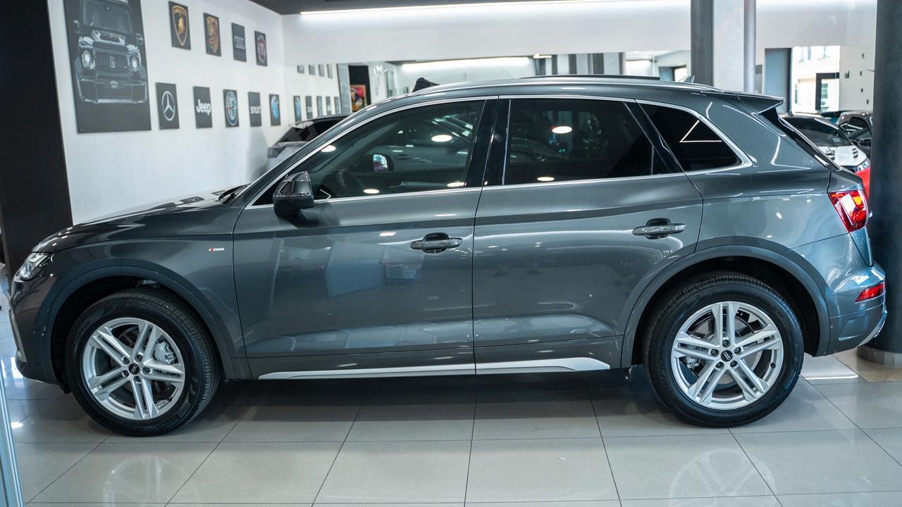 Audi Q5 40 2.0 TDI MHEV S LINE QUATTRO TRONIC TETTO PELLE MATRIX FULL OPTIONAL
