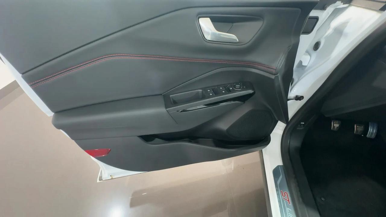 Ford Puma 1.0 EcoBoost Hybrid 125 CV S&S ST-Line