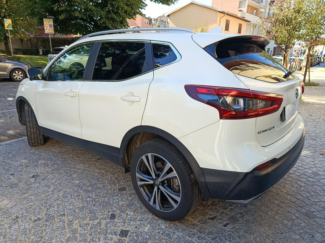 Nissan Qashqai 1.2 DIG-T Business #6661
