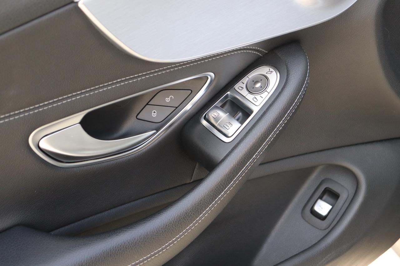 Mercedes-benz C 220 d amg Coupé Premium Plus night edition