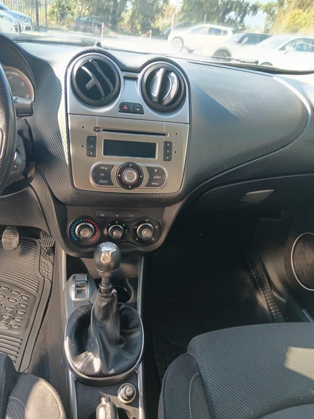 Alfa Romeo MiTo 1.6 JTDm 16V Distinctive Sport Pack