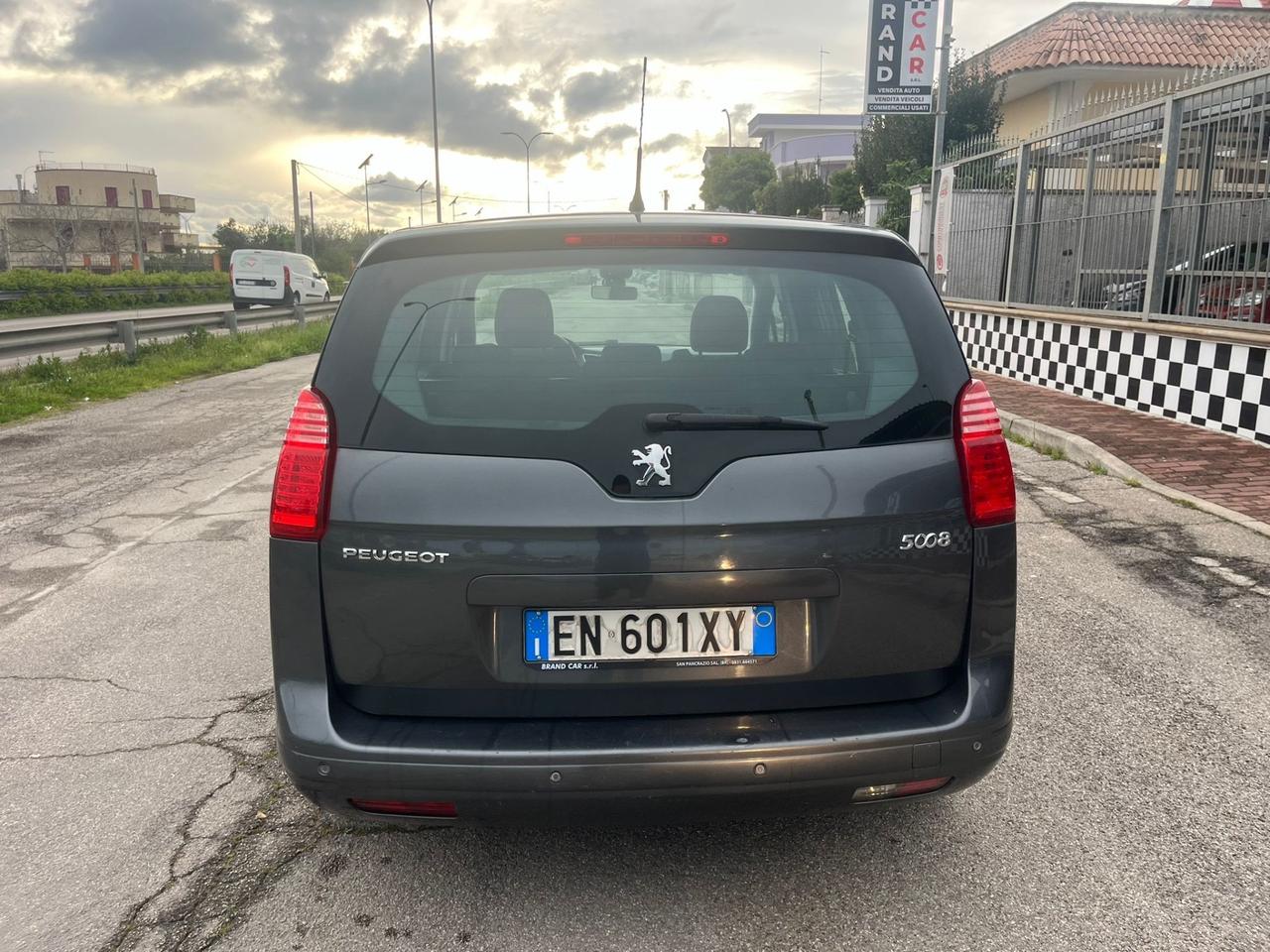 Peugeot 5008 1.6 HDi 115CV Active Unipro 2013