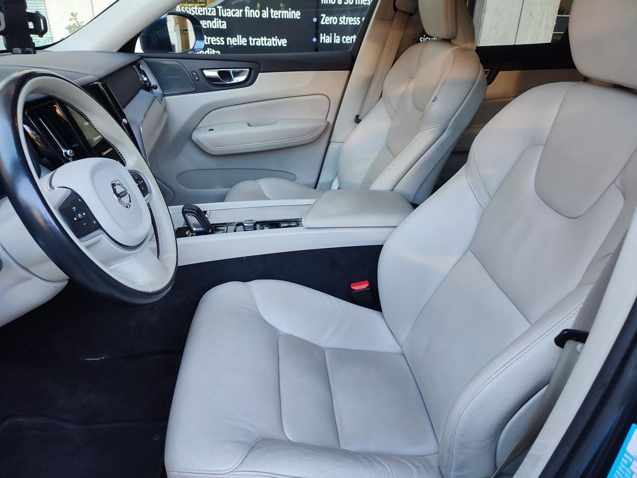 Volvo XC 60 2.0 B4 MHEV Momentum Pro #7446