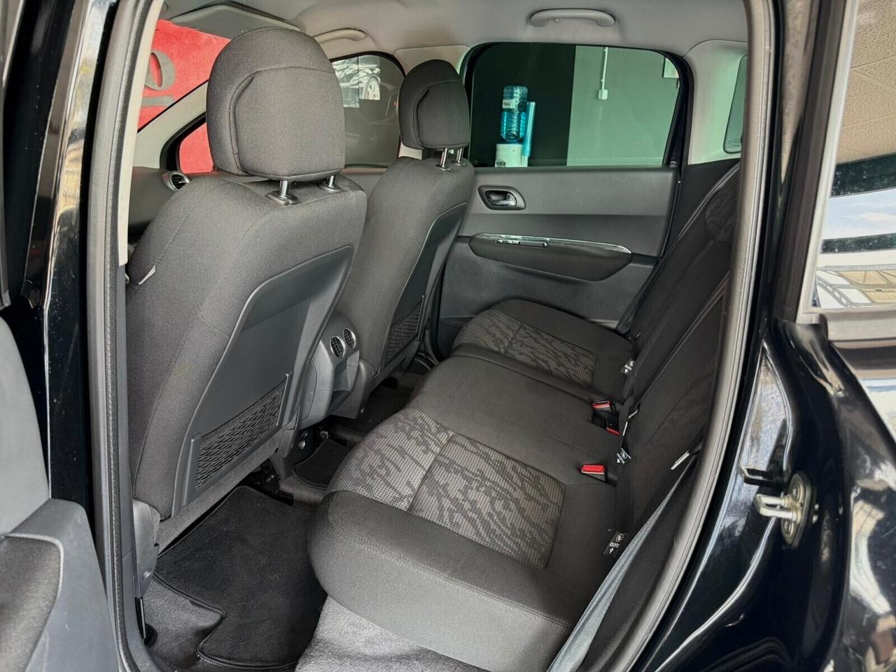 Peugeot 3008 1.6 HDi 110CV Business