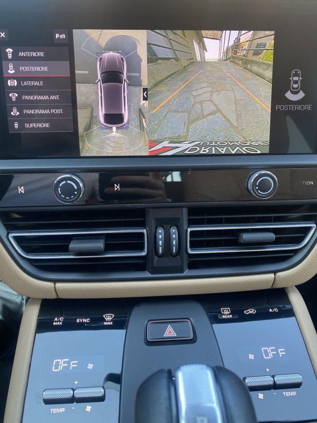 PORSCHE Macan 2.0