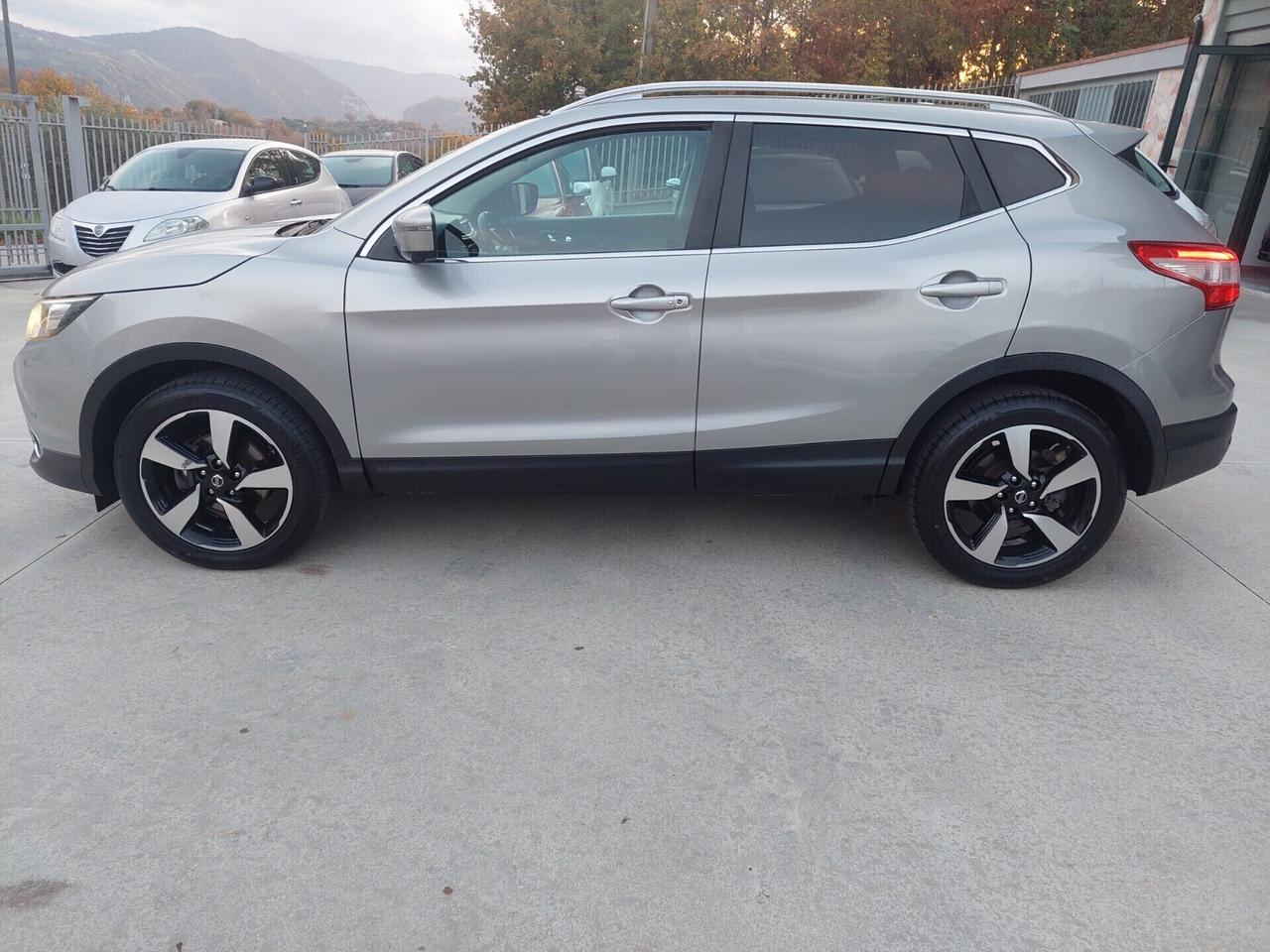 Nissan Qashqai 1.5 dCi 110cv TETTO PANORAMICO