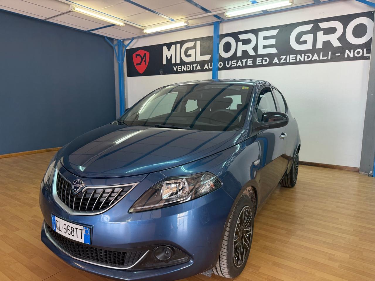 Lancia Ypsilon 1.0BENZ Hybrid 2022 NUOVA