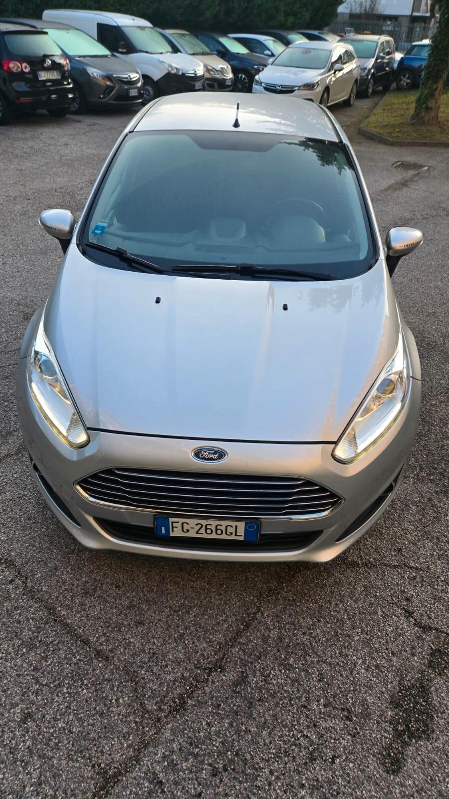 Ford Fiesta 1.5 TDCi 75CV 5 porte Titanium Neopatentati