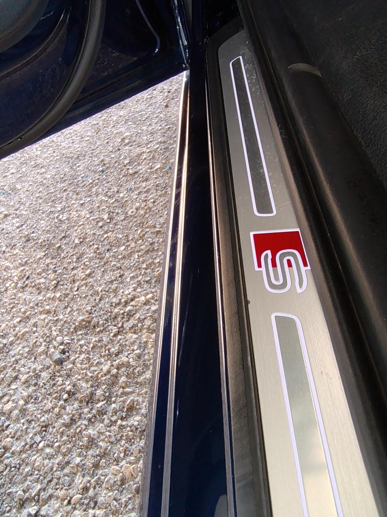 Audi A4 Avant 40 TDI S tronic line edition