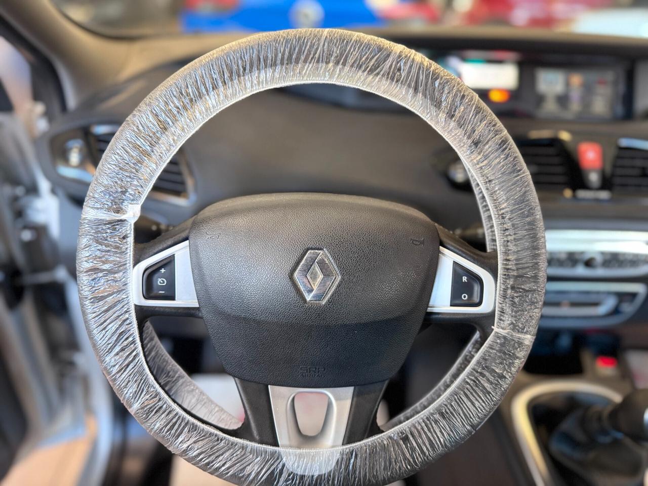 Renault Scenic Scénic X-Mod 1.5 dCi 110CV Luxe