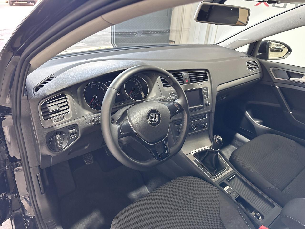 Volkswagen Golf 1.6 TDI 5p. Comfortline - Km 75.00