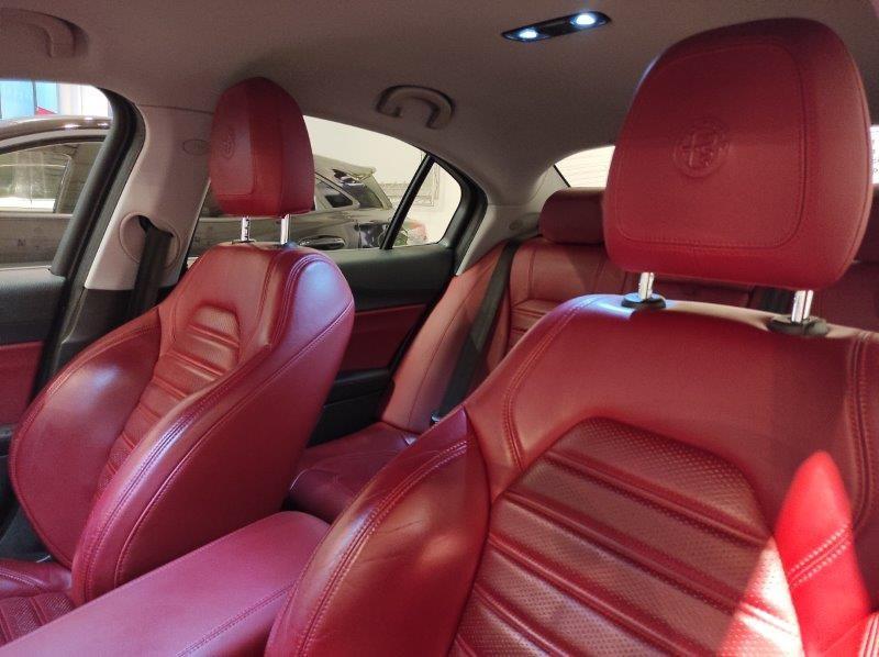 ALFA ROMEO Giulia (2016) - Giulia 2.2 Turbodiesel 210 CV AT8 AWD Q4 Veloce