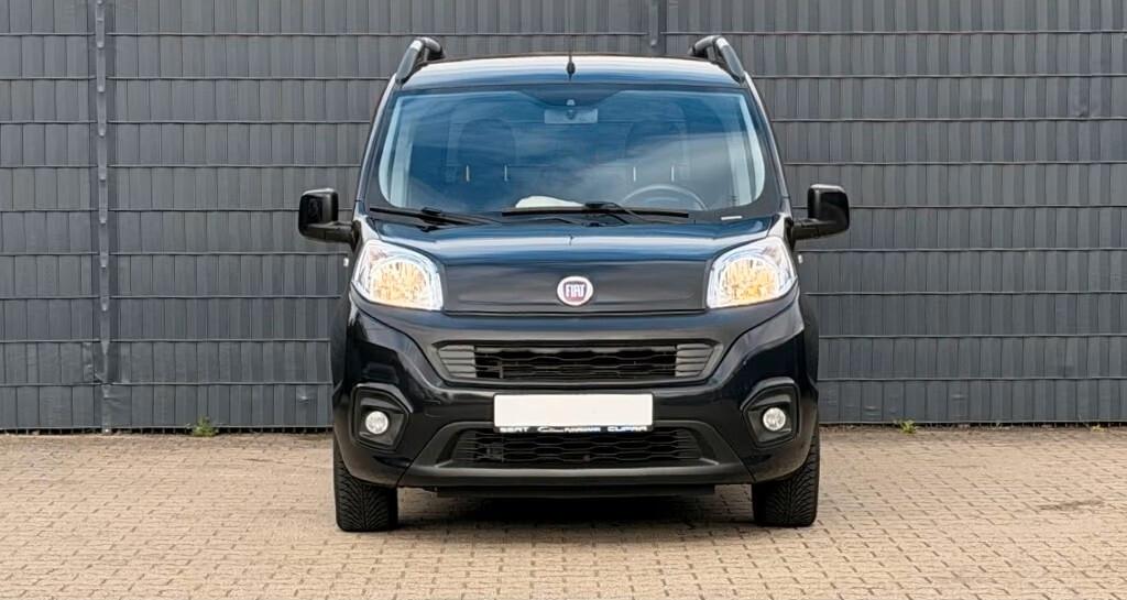 Fiat Qubo 1.4 8V 77 CV Lounge Gancio Traino Unico Proprietario