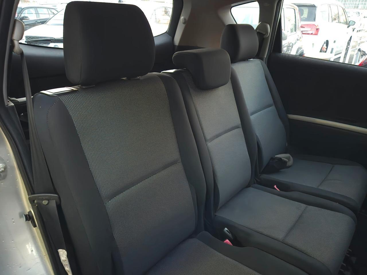 Toyota Corolla Verso 5posti