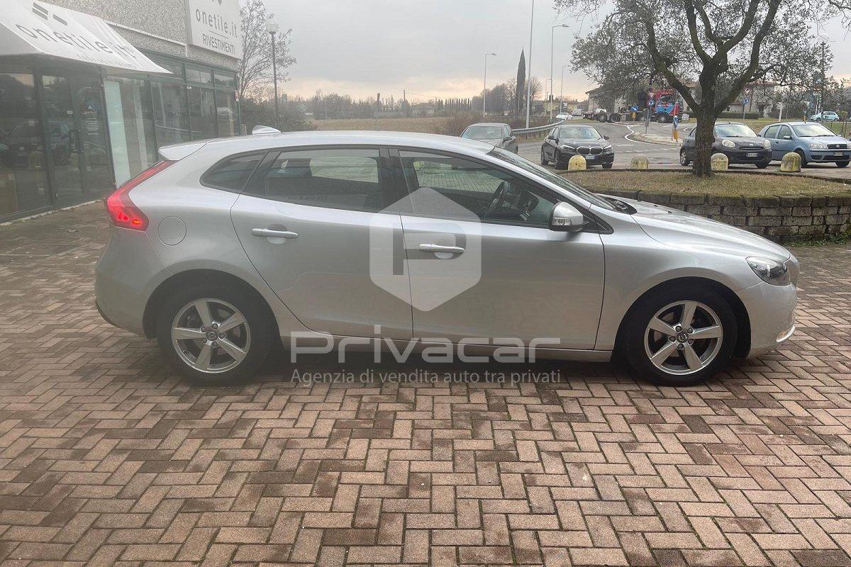 VOLVO V40 D2 1.6 Business Edition