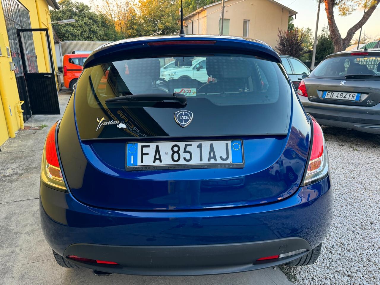 Lancia Ypsilon 1.2 69 CV 5 porte Gold OK NEOPATENTATI