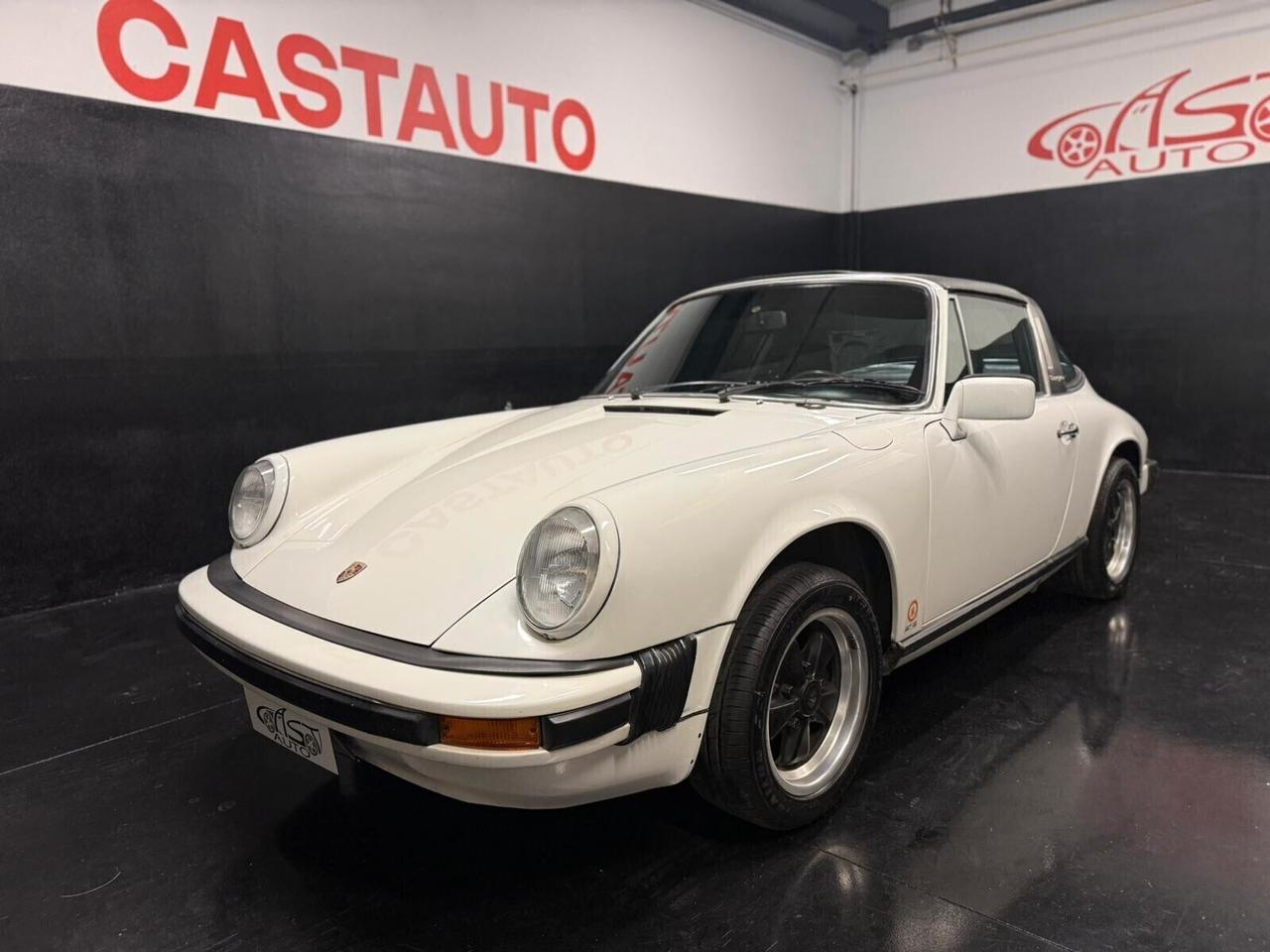 Porsche Carrera 911 2700 Targa
