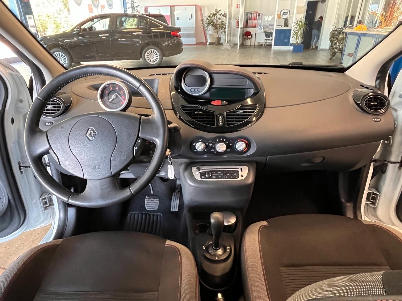 Renault Twingo 1.2 LIVE-CAMBIO AUTOMATICO-NEOPATENTATI