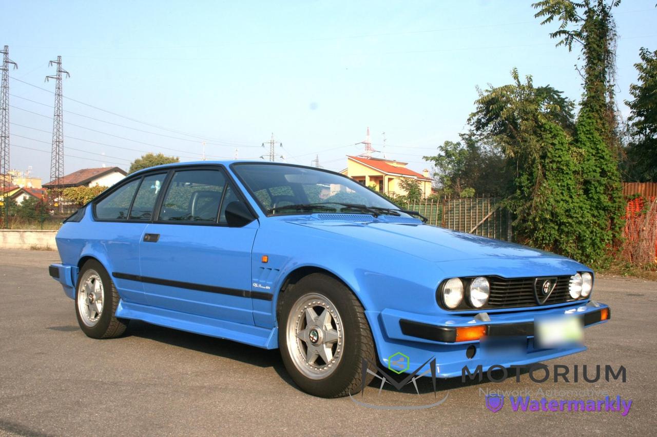 Alfa Romeo GTV 2.0