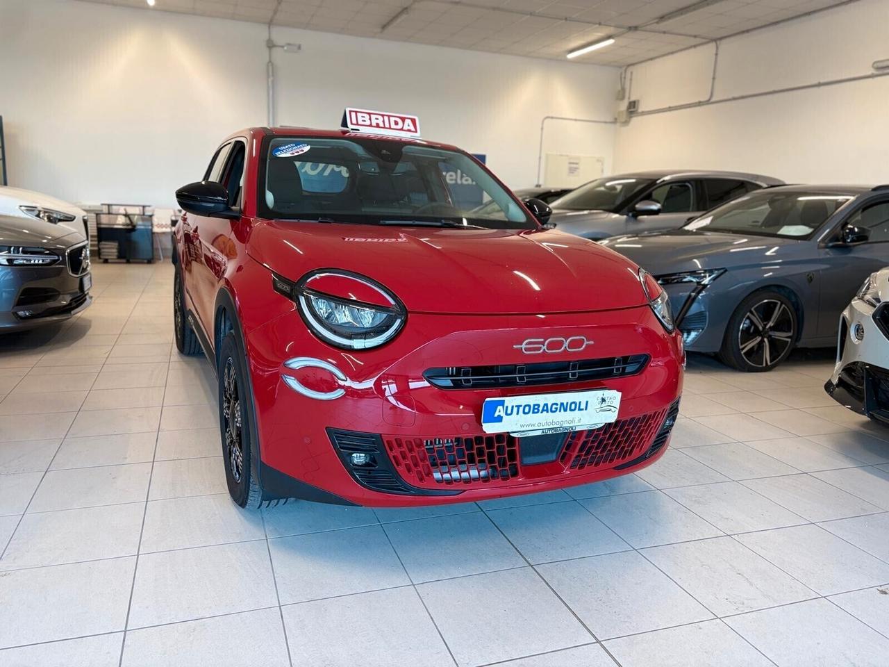 Fiat 600 POP BUSINESS Hybrid 145 CV DCT SPOTICAR ROSSA
